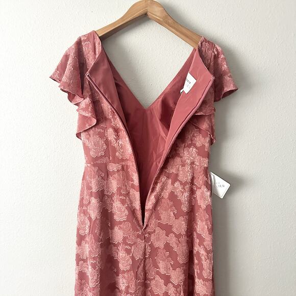 Elegant Mauve Floral Evening Gown - Picture 12 of 13